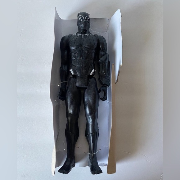 3/$14 Avengers Marvel Endgame Titan Hero Series Black Panther DAMAGED Pack - Picture 2 of 3